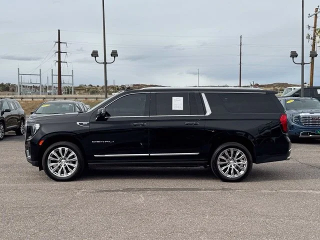 Used 2024 Onyx Black GMC Denali image 2