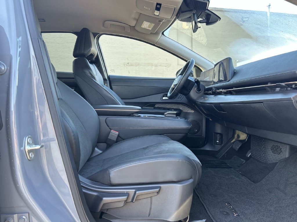 Used 2025 Gray Nissan ENGAGE+ e-4ORCE image 18