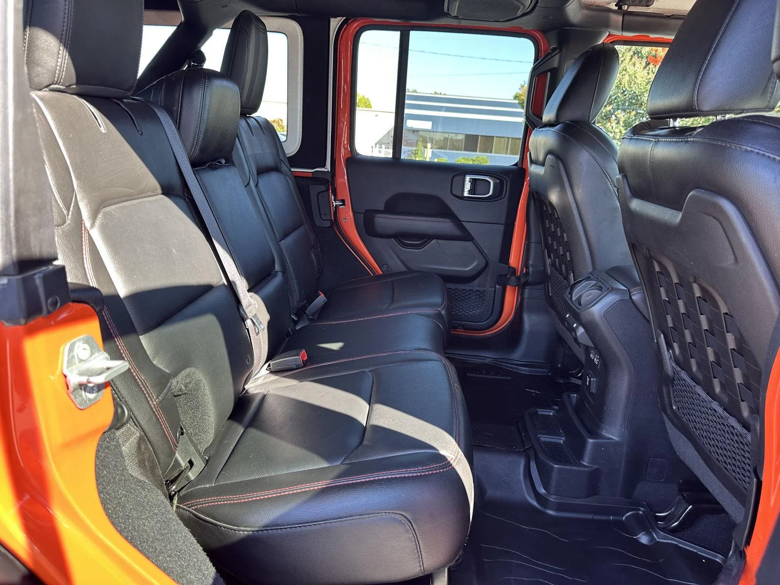 Used 2018 Firecracker Red Clearcoat Jeep Rubicon image 18
