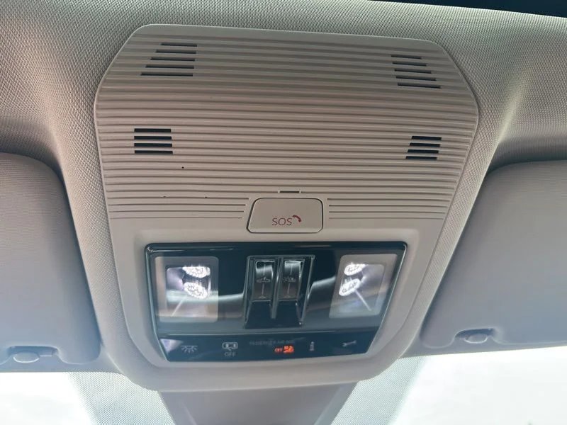New 2026 Blue Volkswagen 2.0T SE w/Technology image 46