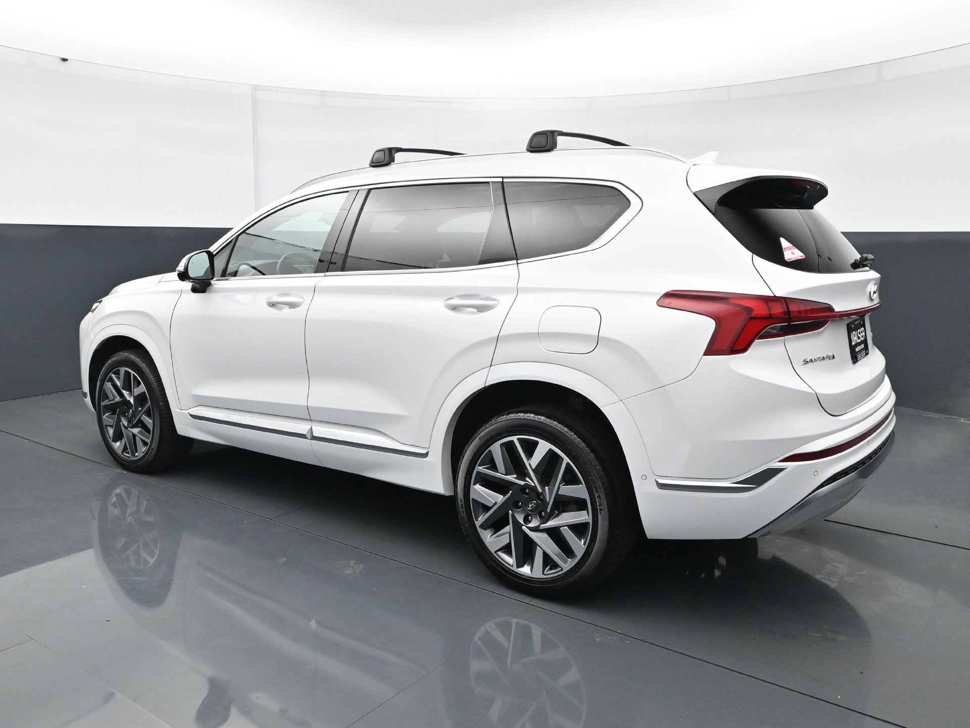 Used 2022 White Hyundai Calligraphy AWD image 4