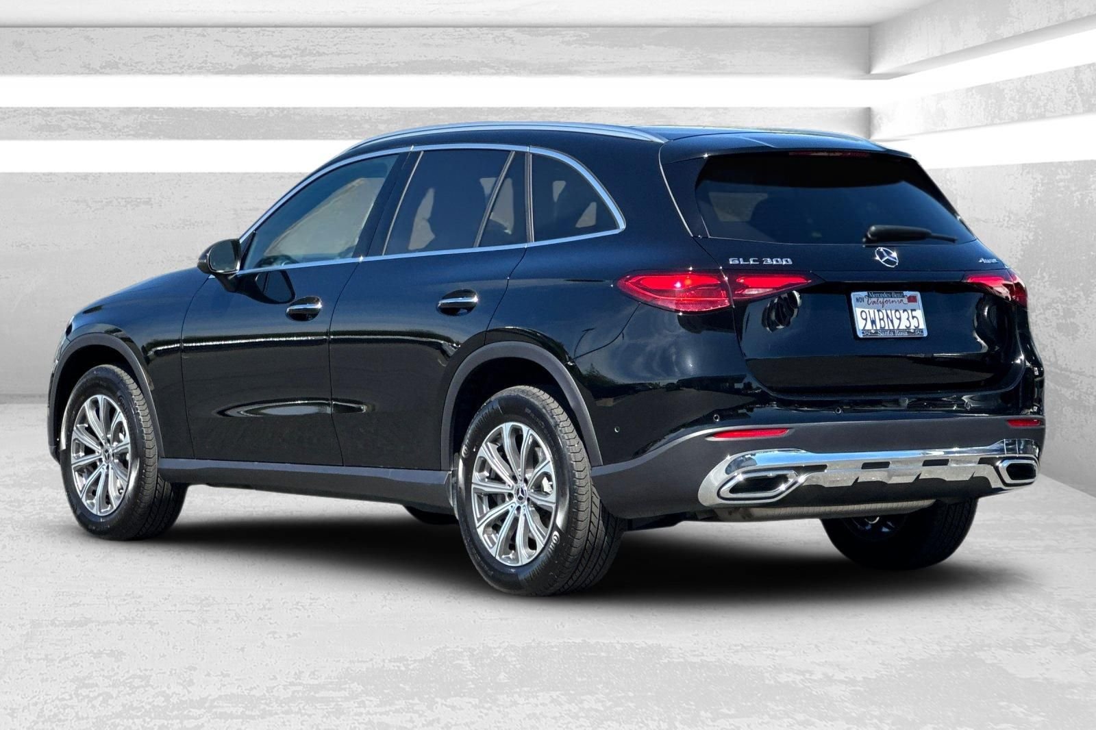 Certified Used 2026 Black Mercedes-Benz GLC 300 image 6