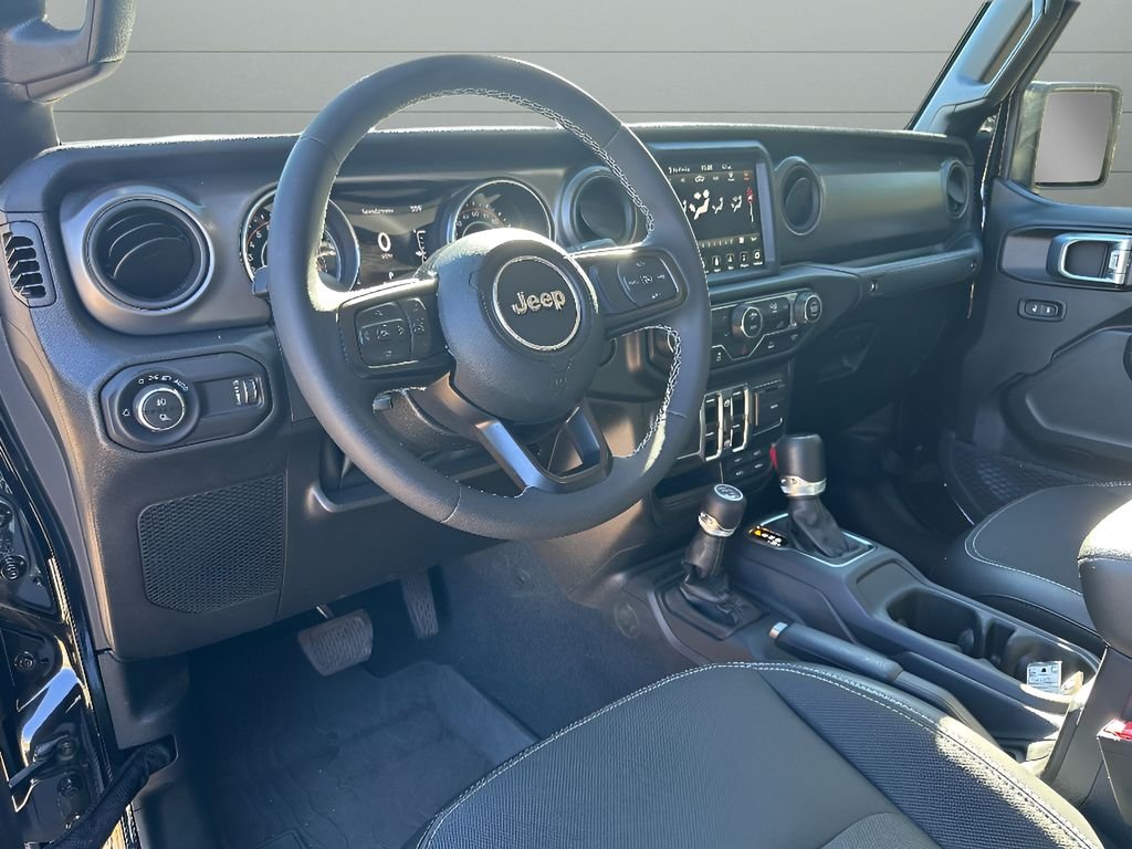 Certified Used 2023 Black Clearcoat Jeep Freedom image 13