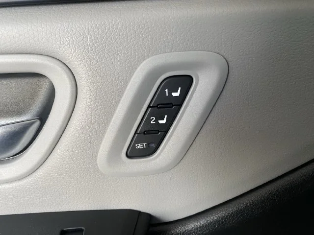 2025 Honda Pilot Touring - Photo 23