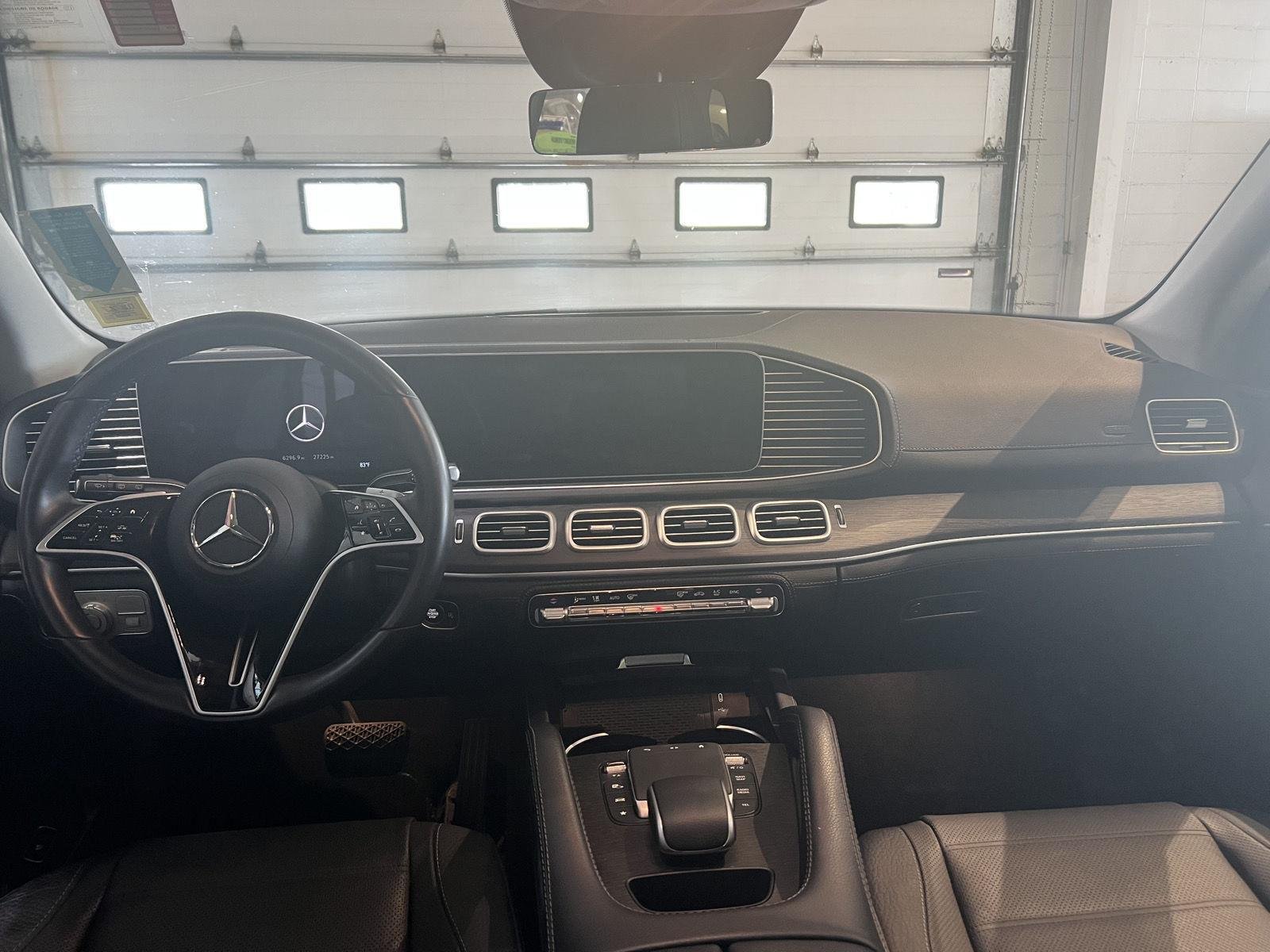 Used 2024 MANUFAKTUR Cardinal Red Metallic Mercedes-Benz GLE 350 image 13