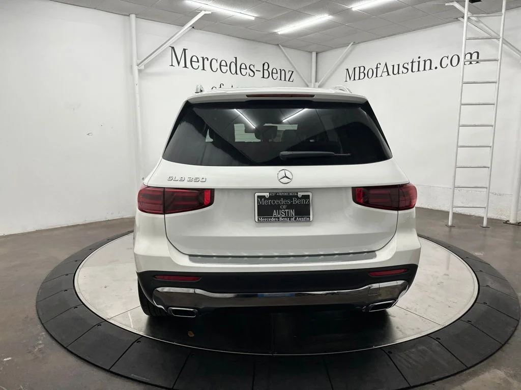 New 2026 White Mercedes-Benz GLB 250 image 6