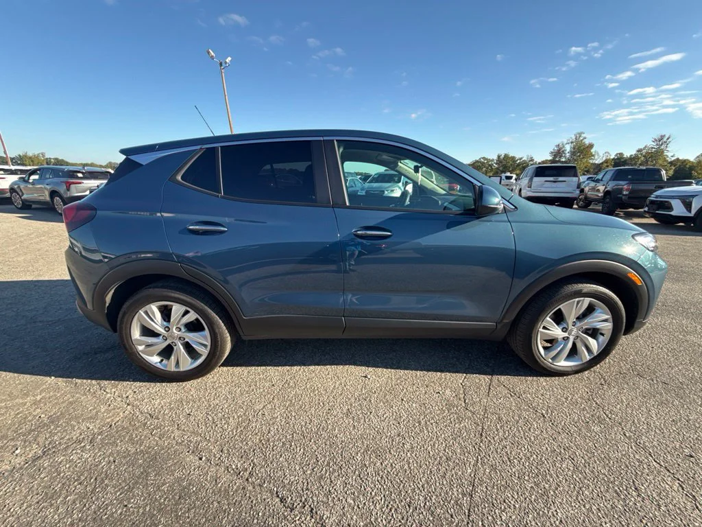 Used 2025 Blue Buick Preferred image 6