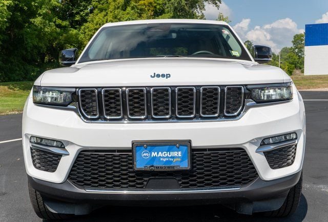 Used 2023 White Jeep 4xe image 3