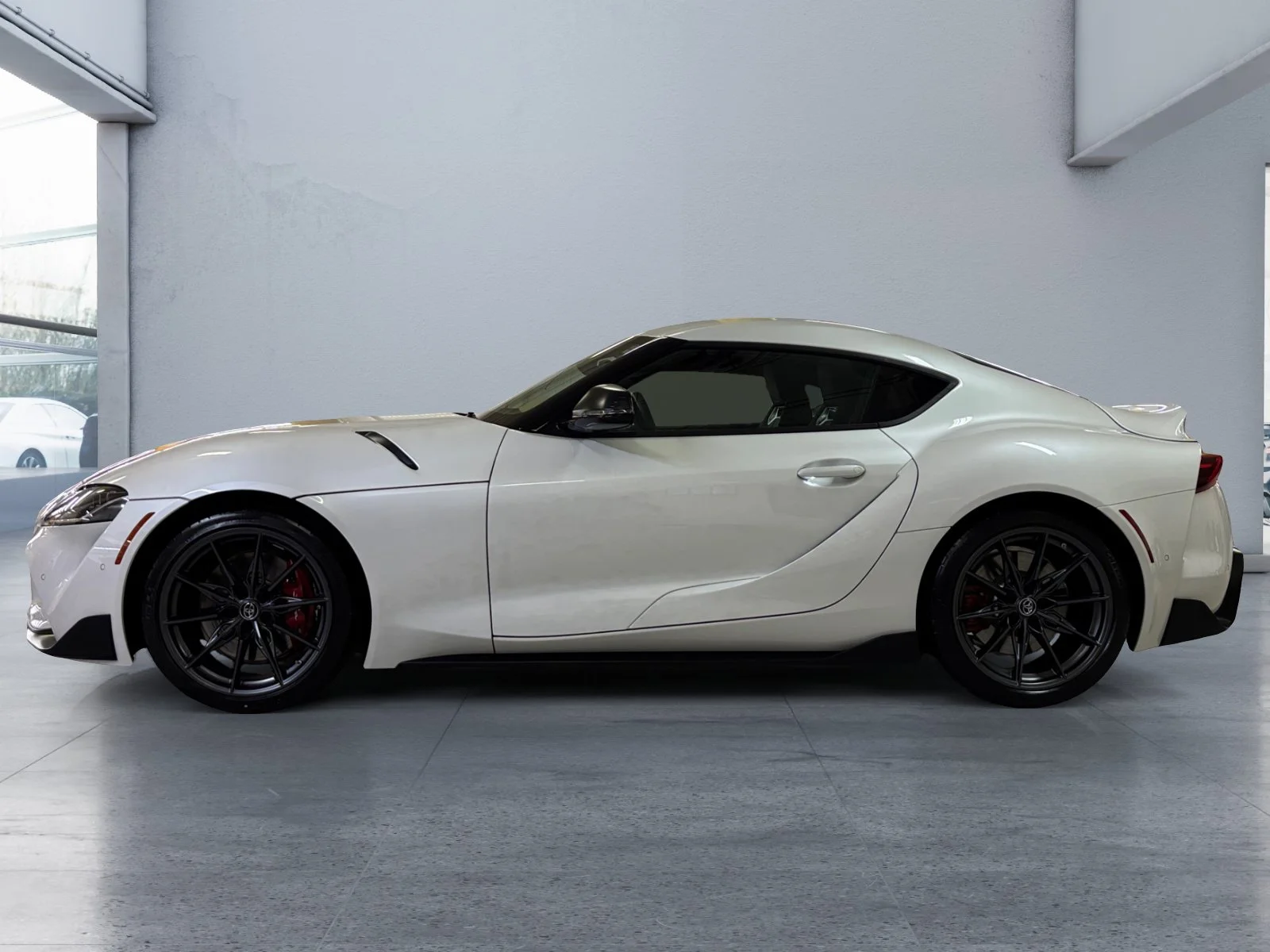 Used 2025 White Toyota 3.0 image 2