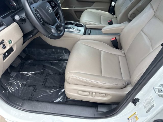 Used 2021  Honda EX-L image 20