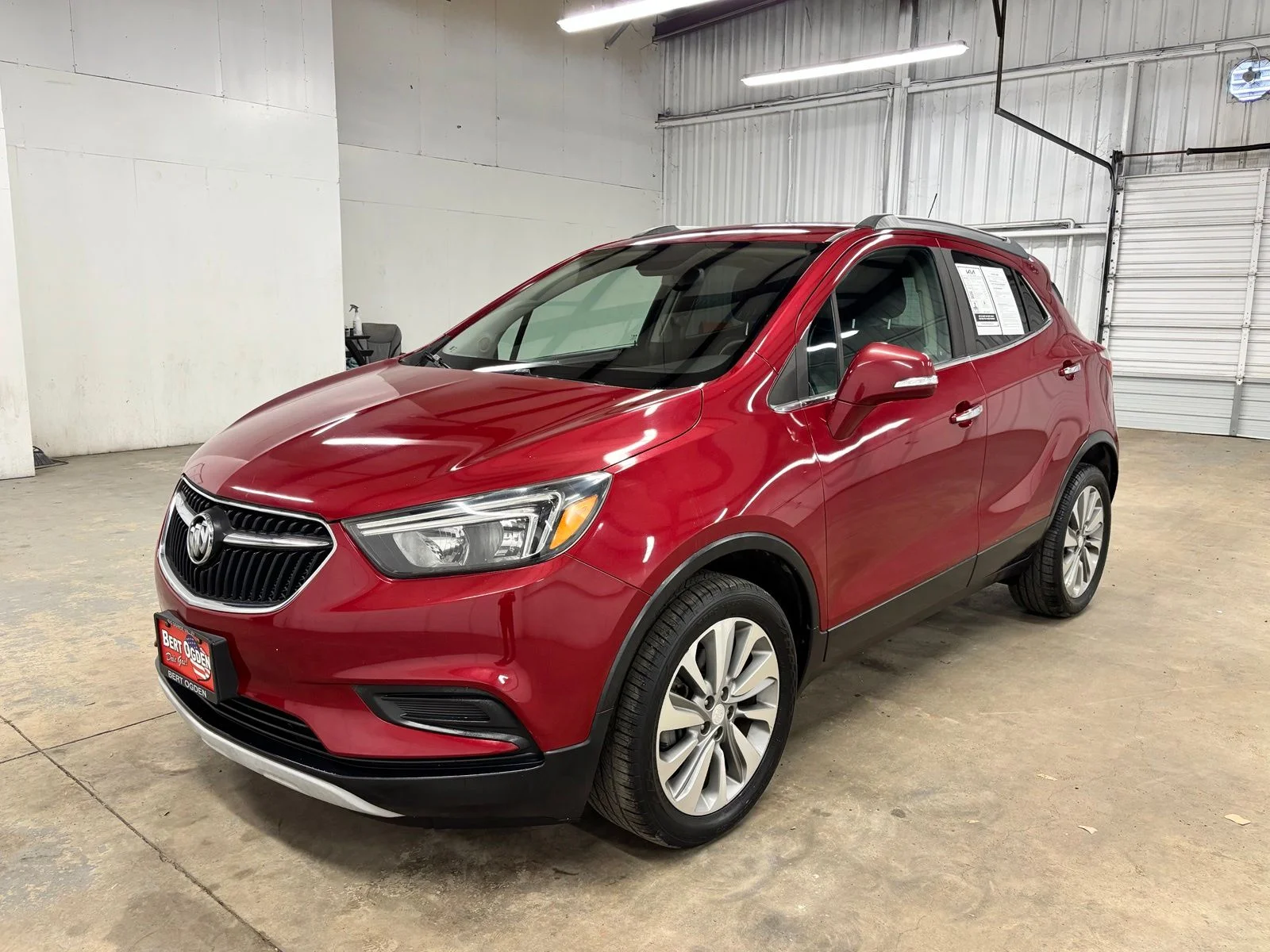 Used 2019 Red Buick Preferred image 3