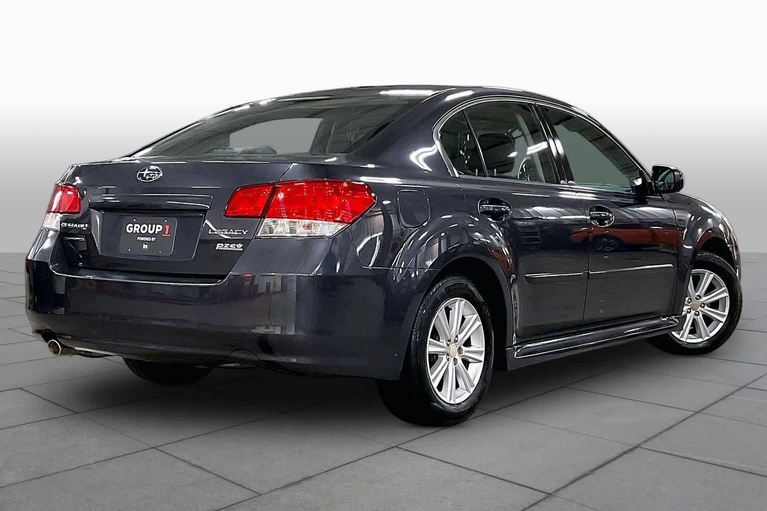 Used 2011 Graphite Gray Metallic Subaru 2.5i Prem AWP image 12