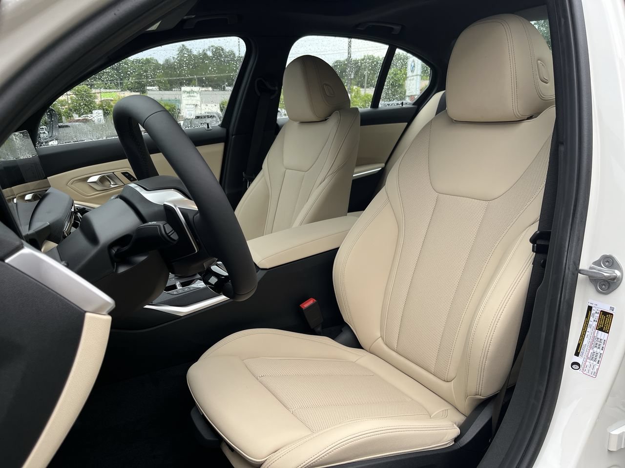 Used 2026 Alpine White BMW 330i image 14