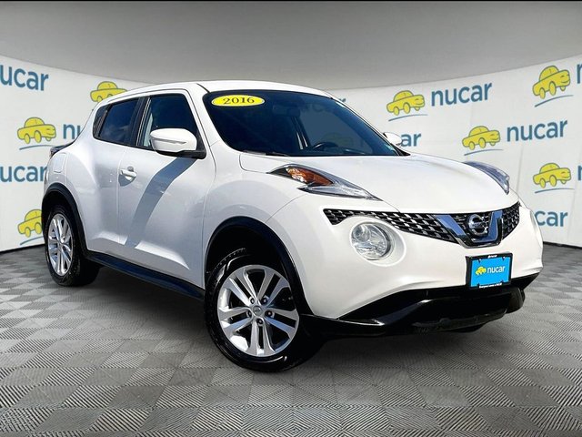 Pre-Owned 2016 Nissan Juke SV