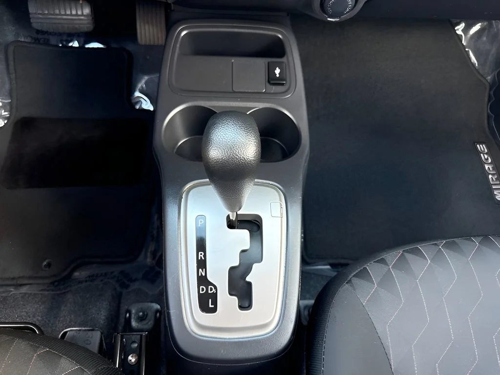 Used 2024  Mitsubishi ES image 15