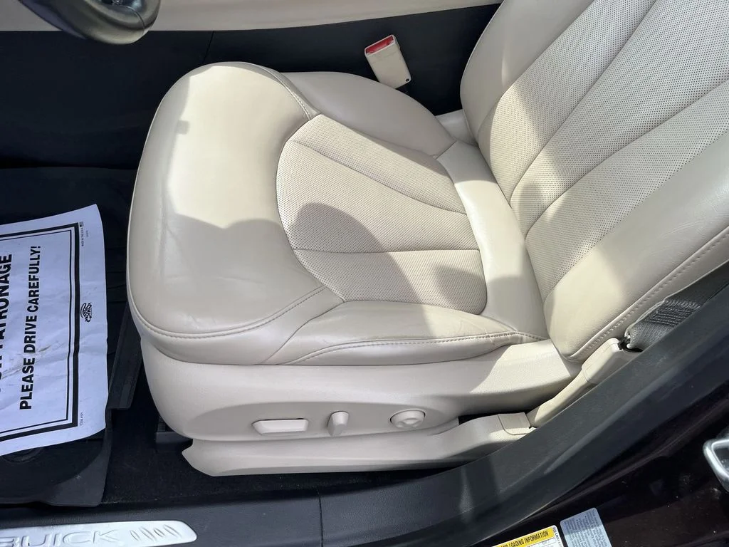 Used 2020 Brown Buick Essence image 12