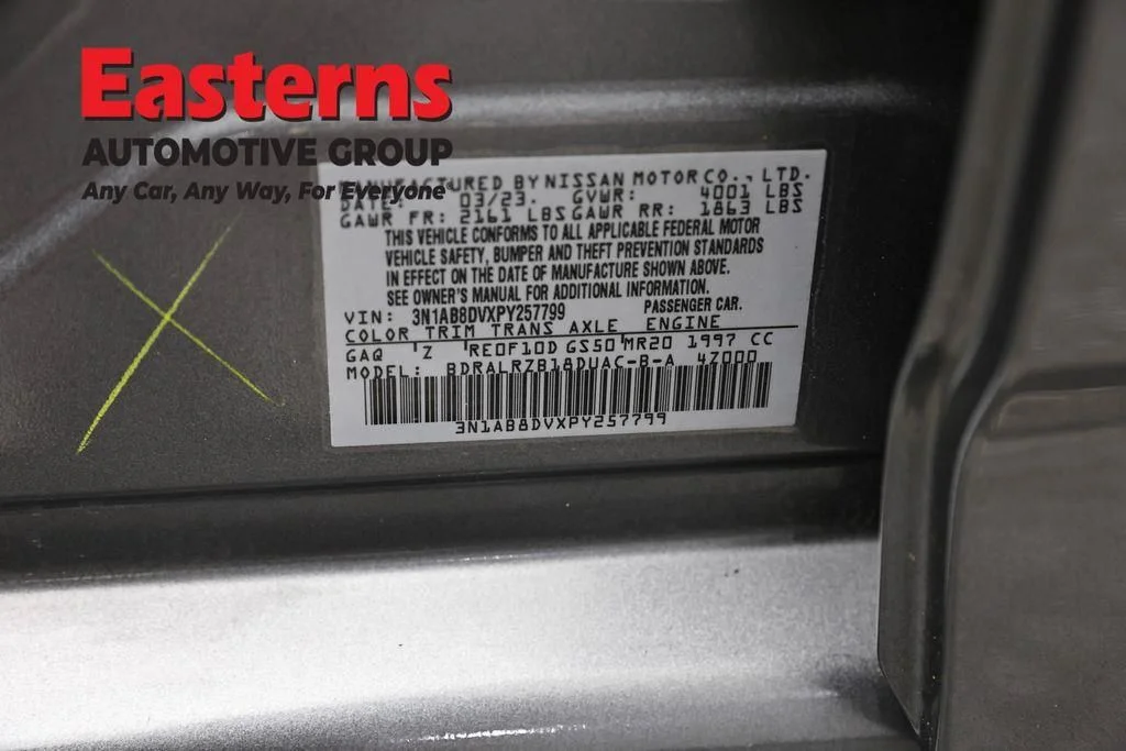 Used 2023 Gray Nissan SR image 37