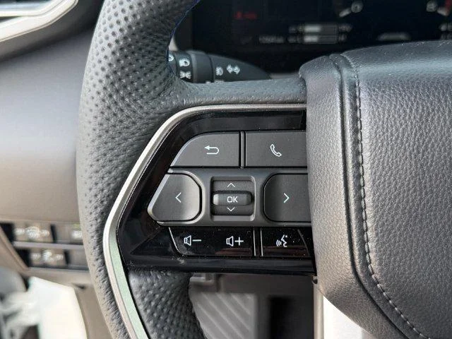 Certified Used 2026 WIND CHILL PEARL Toyota Platinum image 18