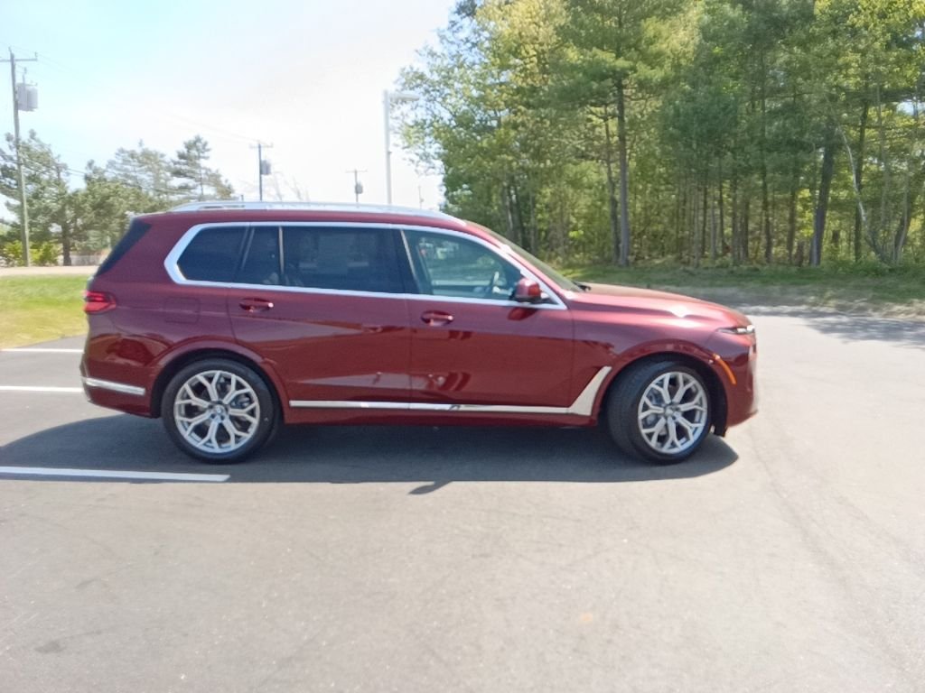 Used 2026 Aventurin Red Metallic BMW xDrive40i image 7