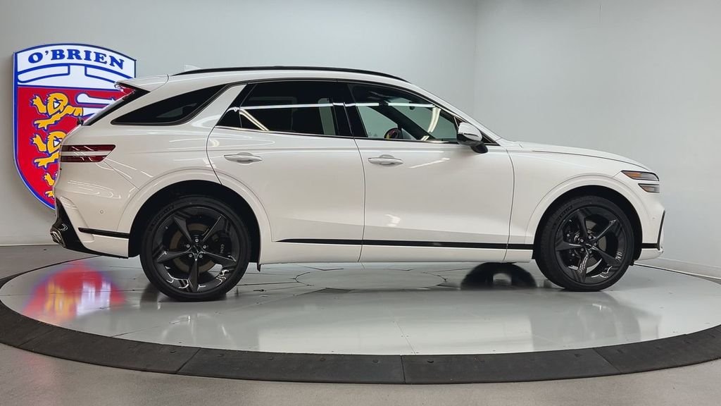 New 2026 White Genesis 2.5T Sport Prestige image 4