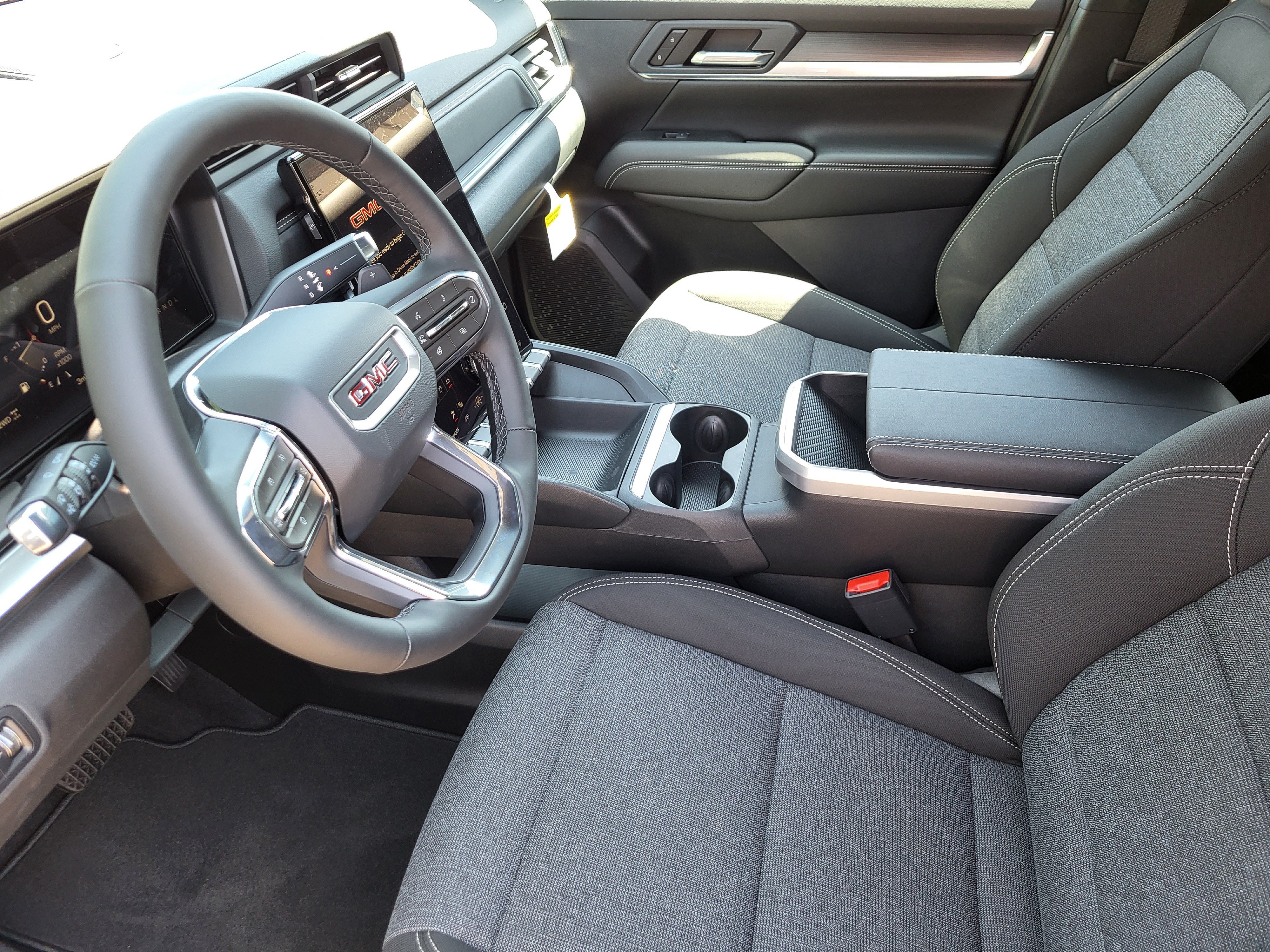 New 2027 Sterling Metallic GMC Elevation image 12