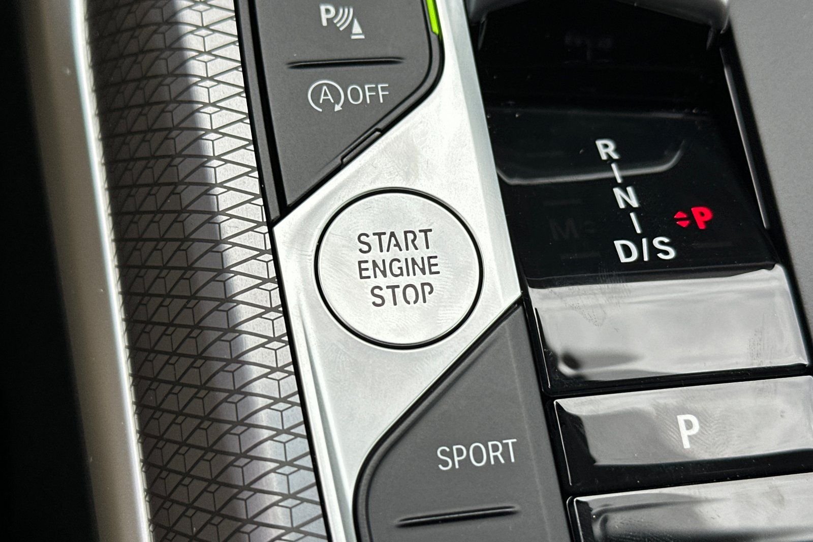 2026 BMW 4 Series M440i - Photo 19