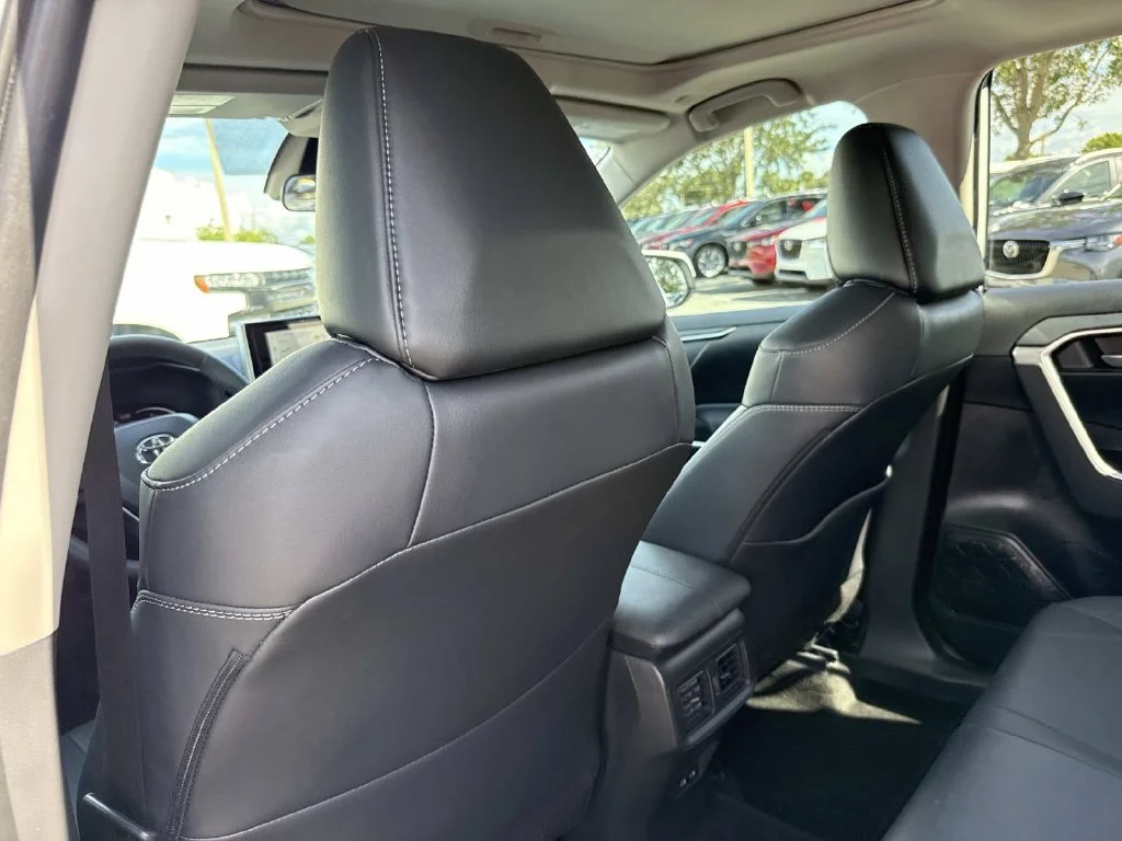 Used 2025 Beige Toyota XLE Premium image 13