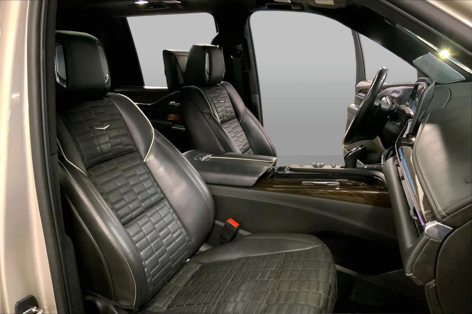 Used 2023 Sandstone Metallic Cadillac RWD Sport Platinum image 9