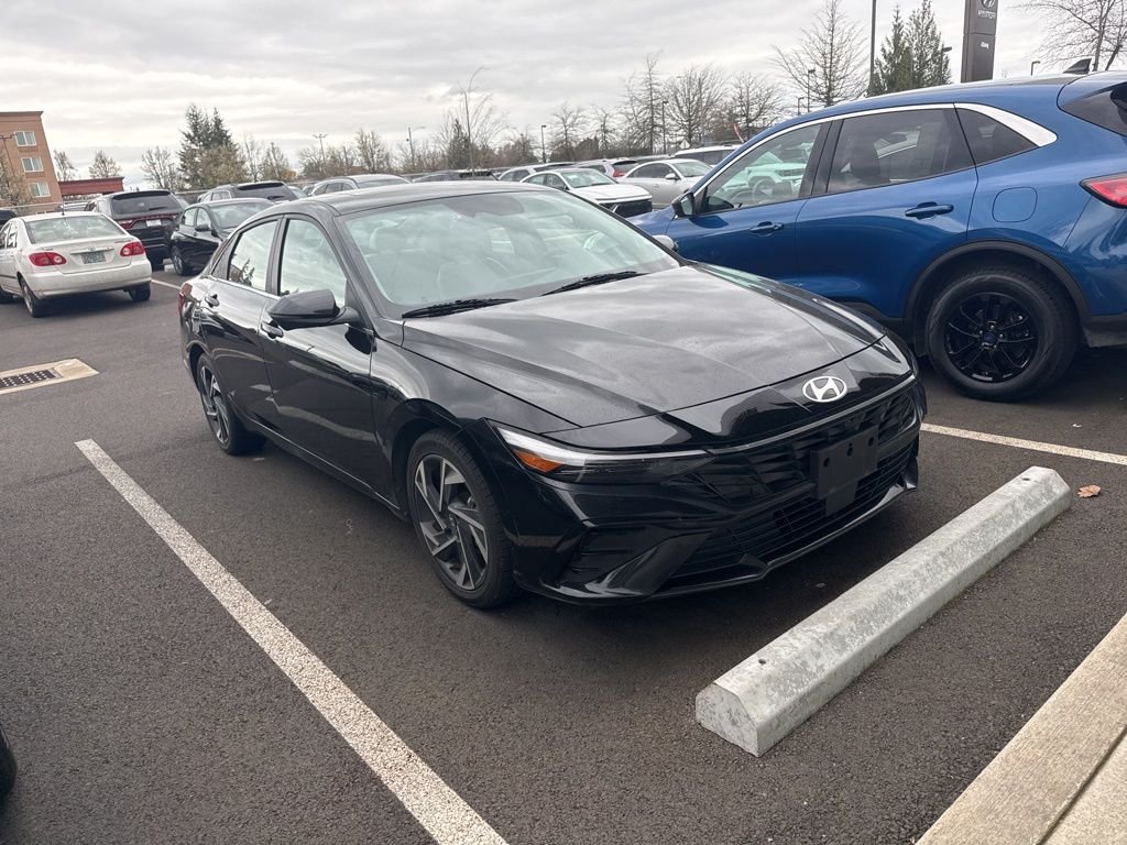2024 Hyundai Elantra Limited