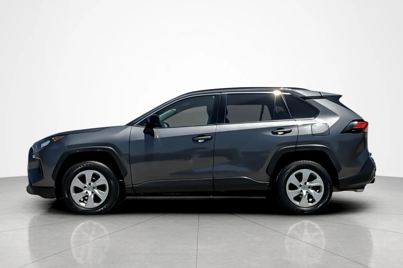 Used 2021 Toyota RAV4 LE with VIN 2T3F1RFV5MW181189 for sale in Carson, CA