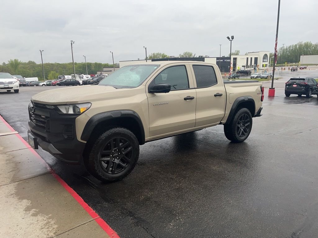 Used 2024 Chevrolet Colorado Trail Boss with VIN 1GCPTEEK8R1155545 for sale in Fergus Falls, Minnesota