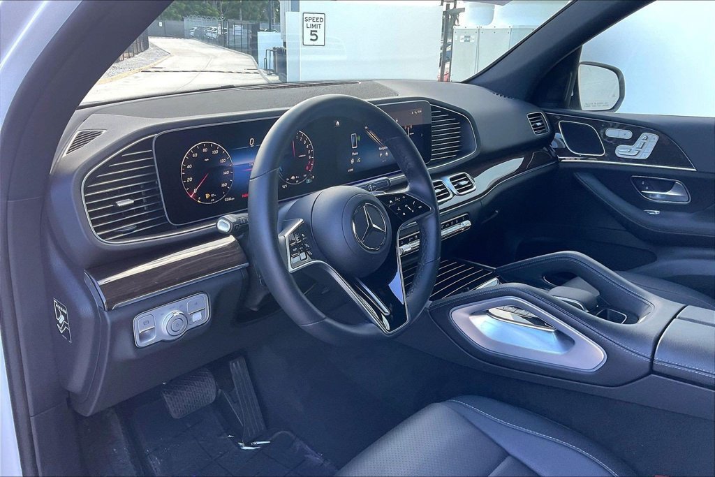 Certified Used 2026 White Mercedes-Benz GLE 450e image 10