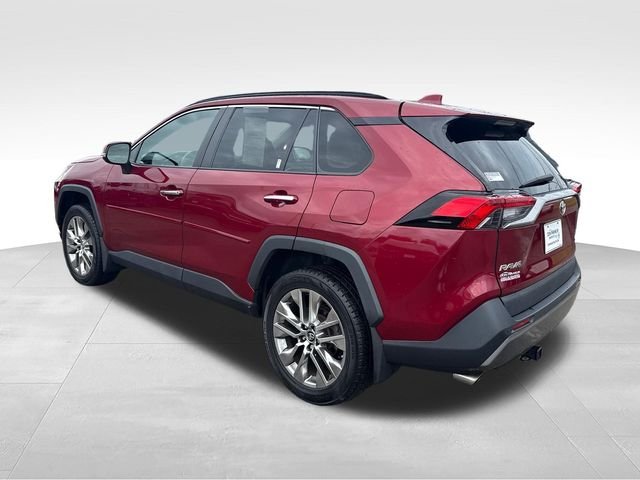 Used 2019 Red Toyota Limited image 3