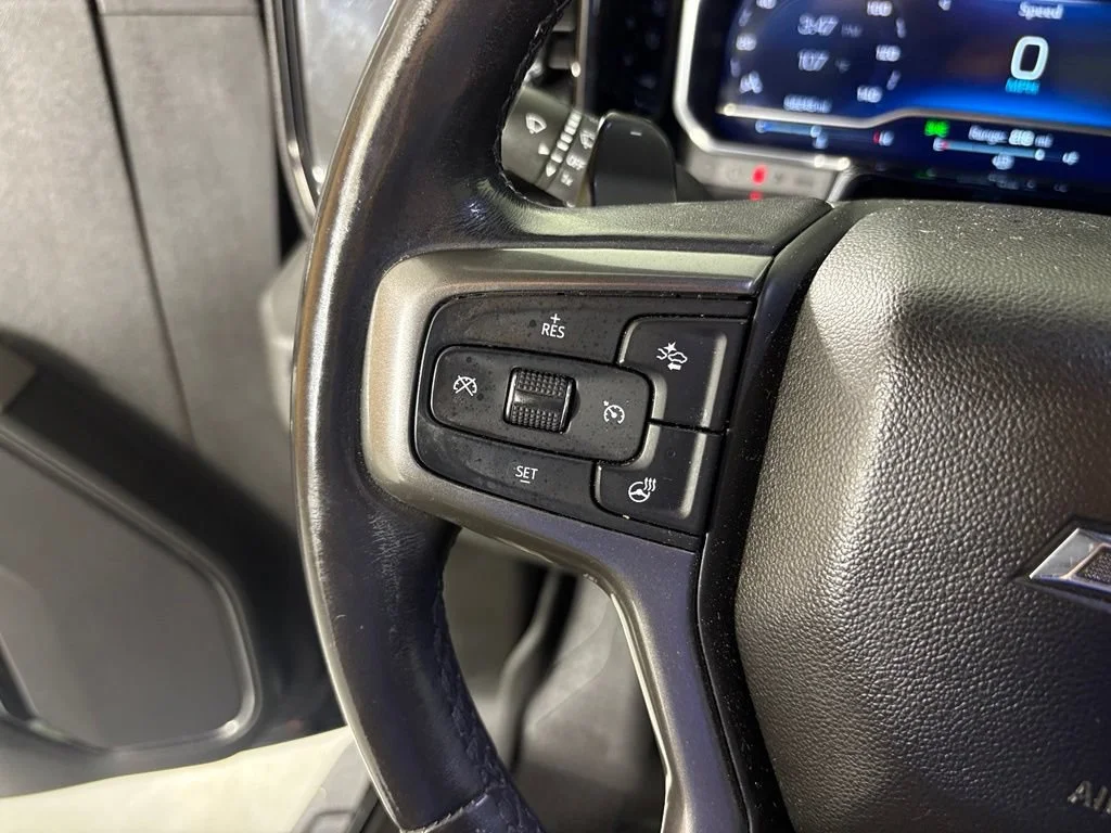 Used 2022 Black Chevrolet ZR2 image 25