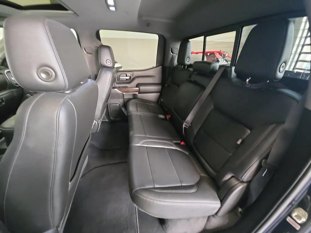 Used 2019 PACIFIC BLUE METALLIC GMC SLT image 22