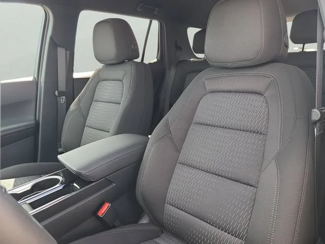 New 2026 Mosaic Black Metallic Chevrolet LT image 16