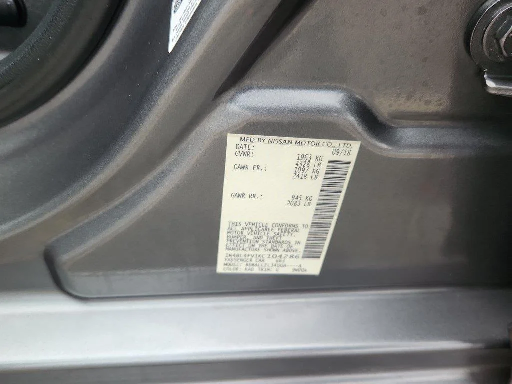 Used 2019 Gun Metallic Nissan 2.5 Platinum image 14
