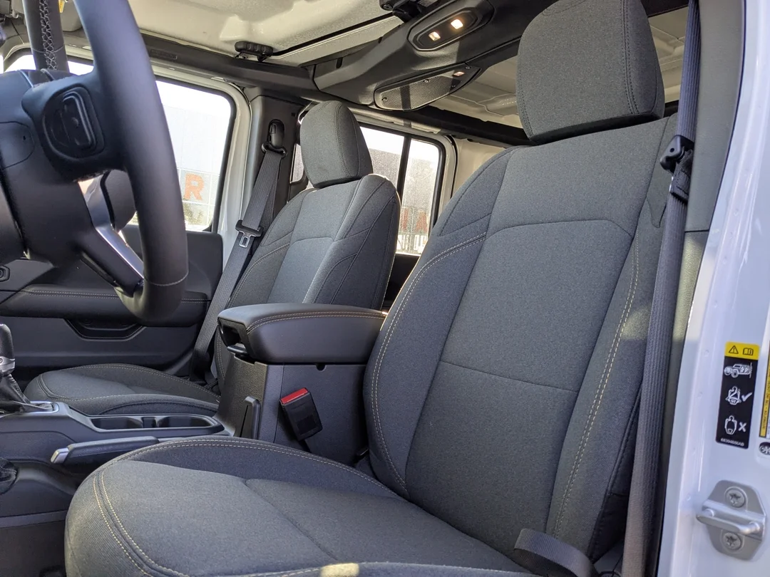 New 2026 White Jeep Sahara - - 4x4 - 12.3 inch Display - Blind Spot Mon - Body-Color 3 Piece HT & More! image 13