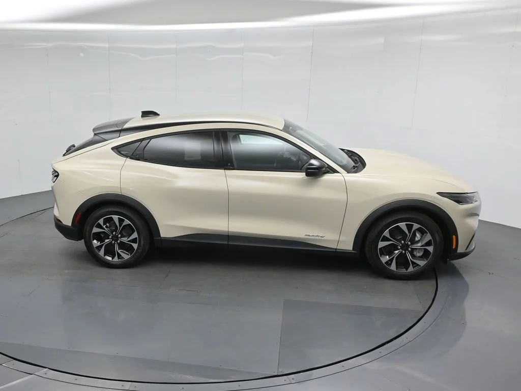 New 2026 Desert Sand Ford Select image 50