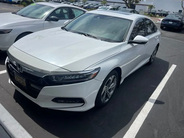 Used 2018 Platinum White Pearl Honda EX-L image 12
