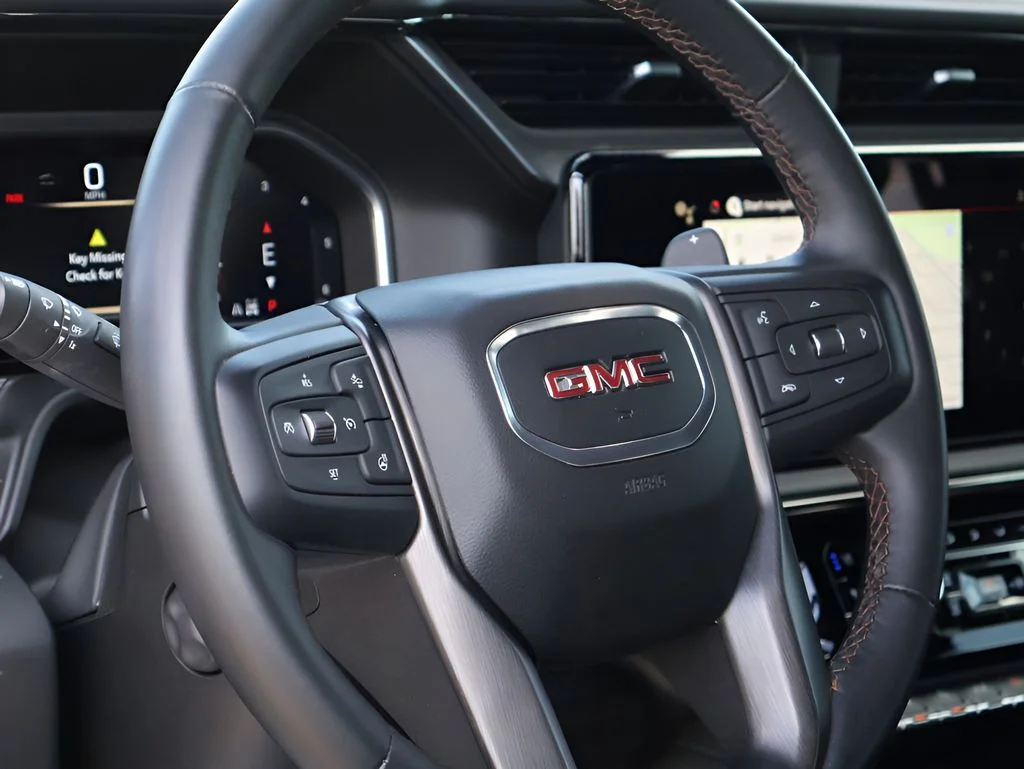 Used 2023 White GMC AT4 image 20