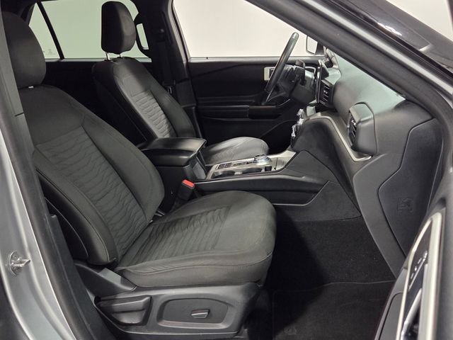Used 2020 Silver Ford XLT image 18