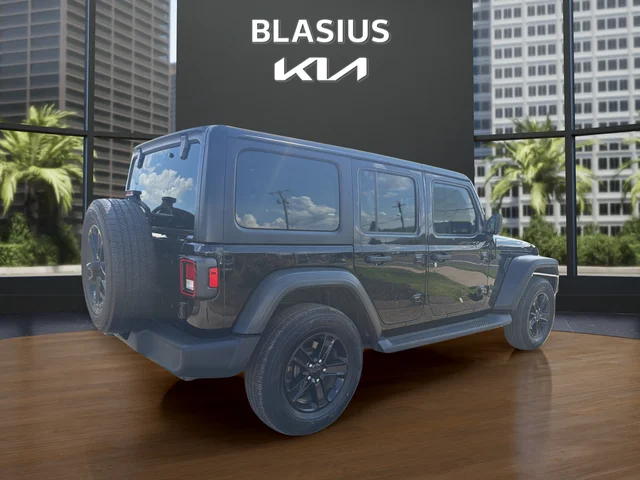 Used 2020 Black Jeep Unlimited Sport Altitude image 5