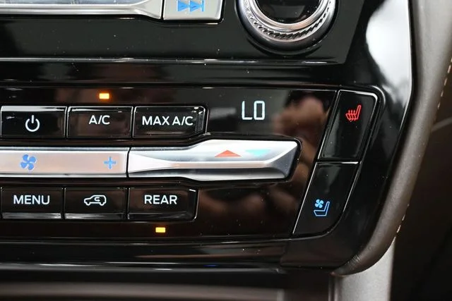 Used 2021 Black Ford King Ranch image 26