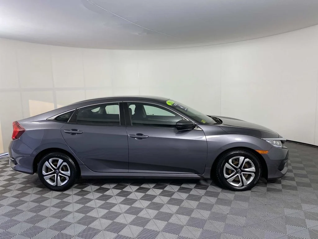Used 2016 Gray Honda LX image 10