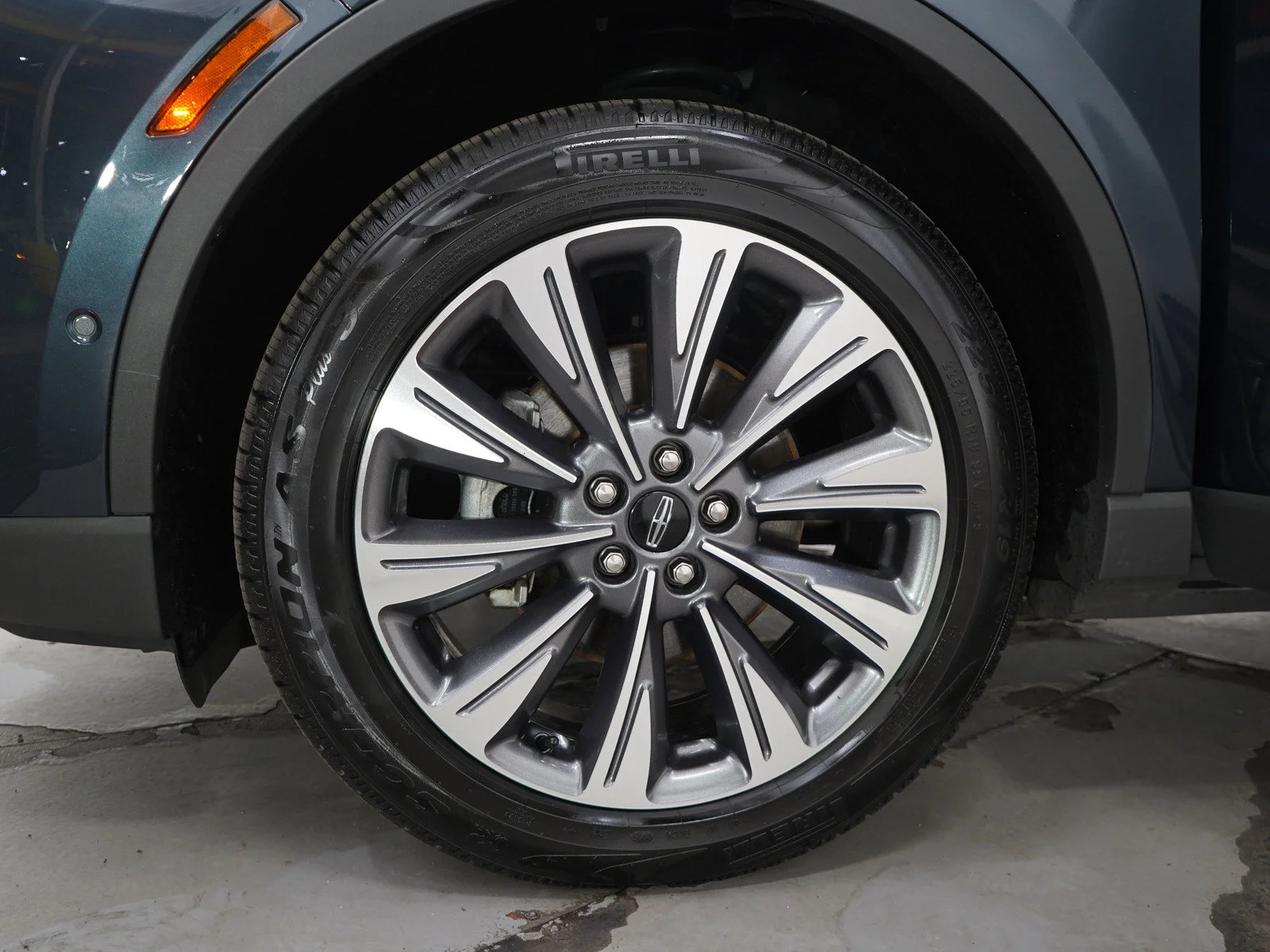 Used 2022 Blue Lincoln Reserve image 33