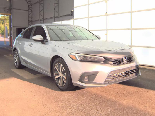 Used 2023 Lunar Silver Metallic Honda LX image 2