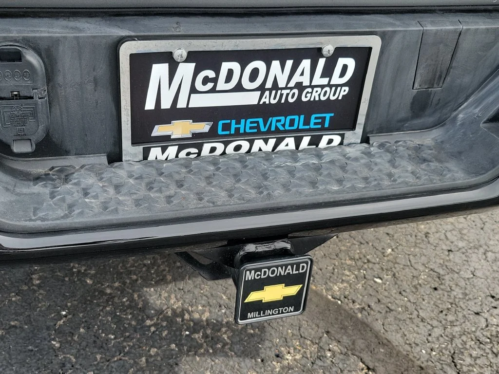 New 2026 Sterling Gray Metallic Chevrolet Z71 image 29