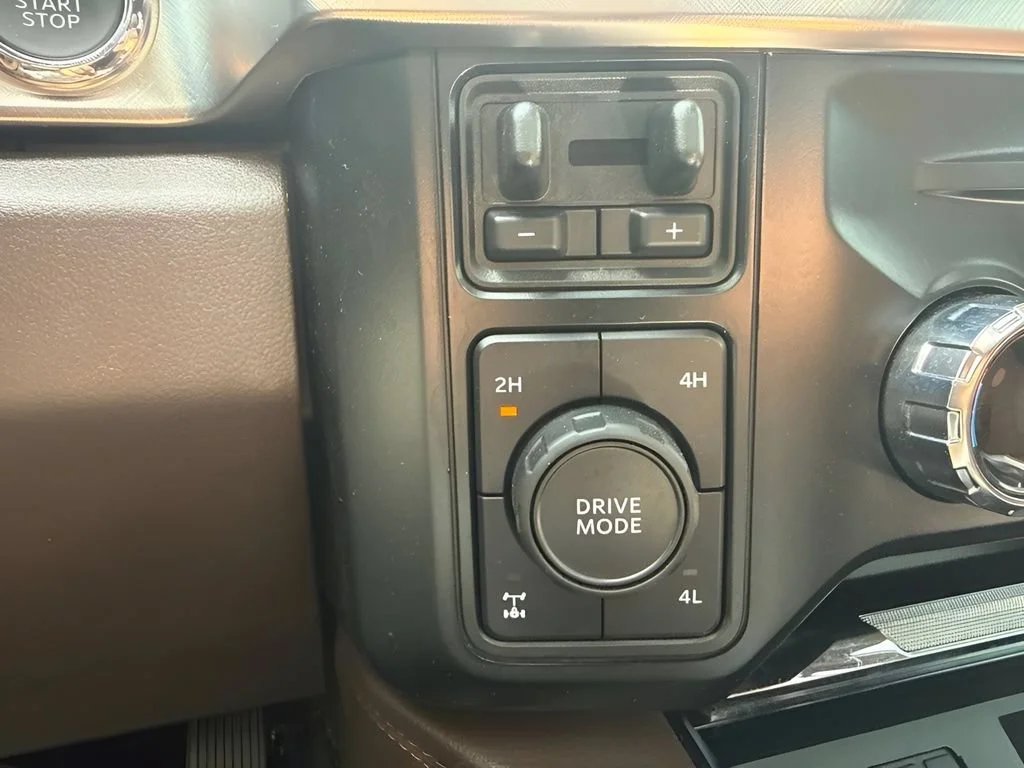Used 2023  Ford XL image 18