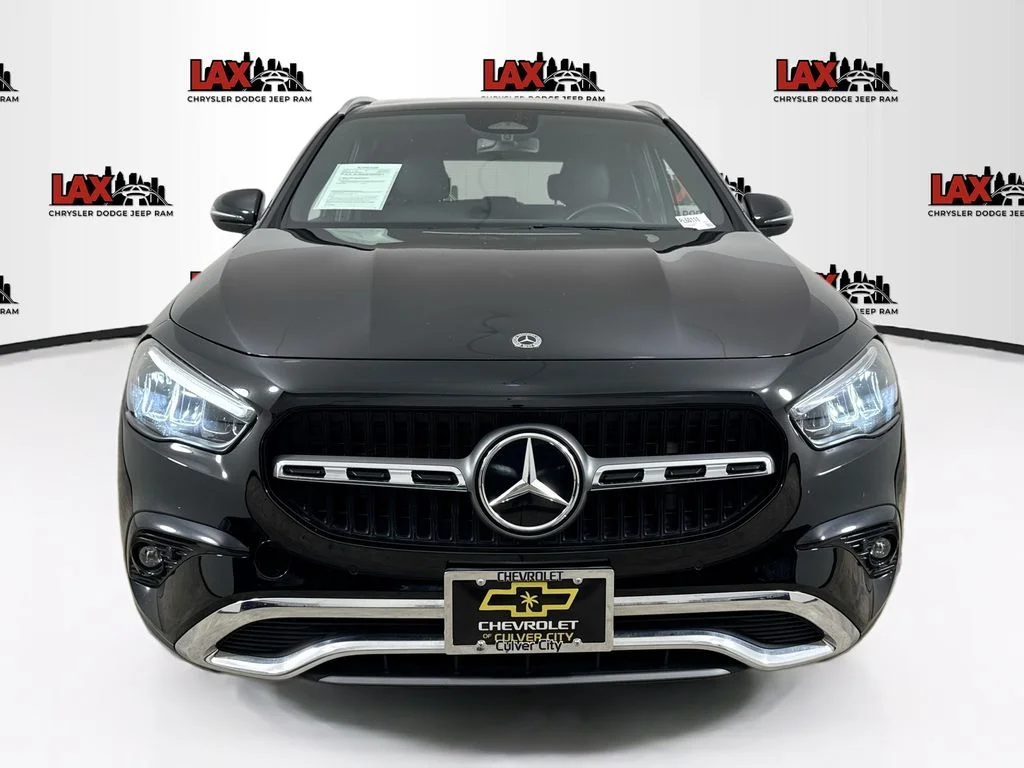 Used 2024  Mercedes-Benz GLA 250 image 2